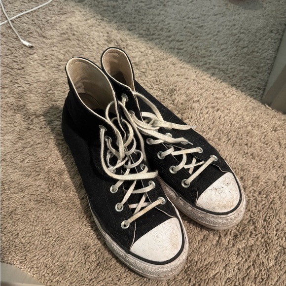 Black High-Top Converse - Picture 1 of 1